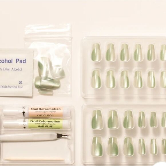 Nail Reformation Tropicool Press On Nail Set - Picture 6 of 7